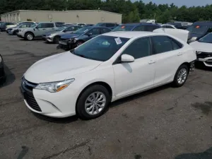 2016 TOYOTA CAMRY