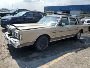 LINCOLN TOWNCAR