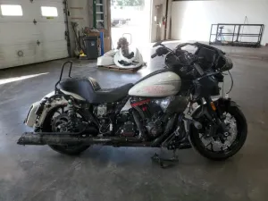 2024 HARLEY-DAVIDSON FLTRXSTSE