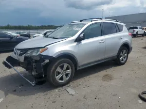 2015 TOYOTA RAV4