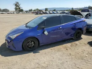 2016 TOYOTA PRIUS