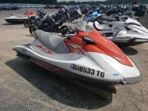 2015 YAMAHA V1 SPORT