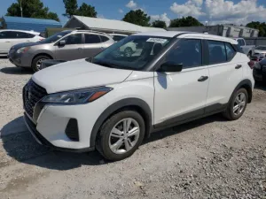 2024 NISSAN KICKS