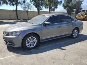 2016 VOLKSWAGEN PASSAT