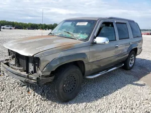 2000 CADILLAC ESCALADE