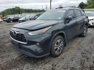 2024 TOYOTA HIGHLANDER