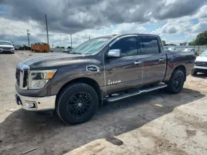 2017 NISSAN TITAN