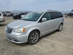 2012 CHRYSLER MINIVAN