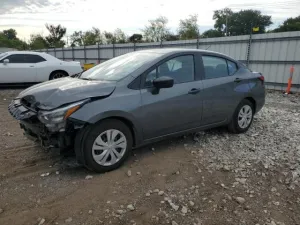 2025 NISSAN VERSA