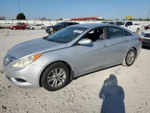 2011 HYUNDAI SONATA