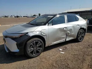 2024 TOYOTA BZ4X XLE