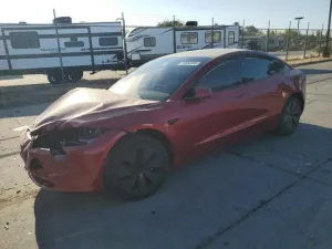2025 TESLA MODEL 3