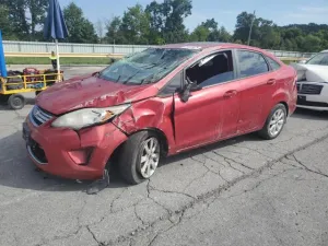 2011 FORD FIESTA