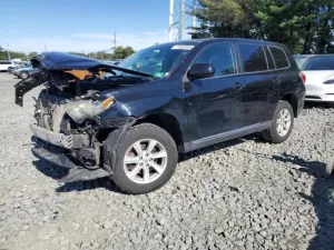 2013 TOYOTA HIGHLANDER