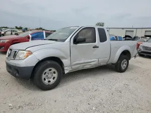 2013 NISSAN FRONTIER