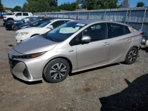 2017 TOYOTA PRIUS