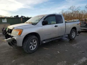 2010 NISSAN TITAN