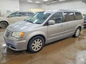 2013 CHRYSLER MINIVAN