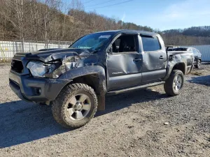 2015 TOYOTA TACOMA
