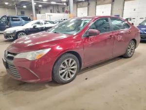 2016 TOYOTA CAMRY