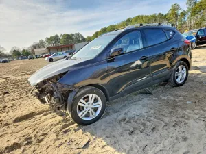 2010 HYUNDAI TUCSON