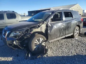 2017 NISSAN PATHFINDER