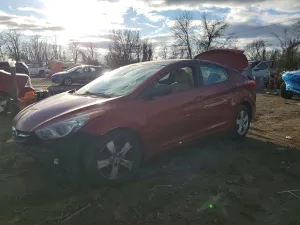 2013 HYUNDAI ELANTRA