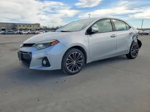 2015 TOYOTA COROLLA