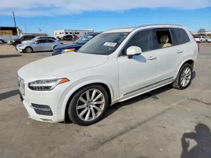 2017 VOLVO XC90