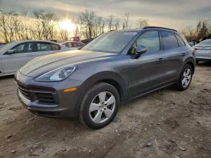 2019 PORSCHE CAYENNE