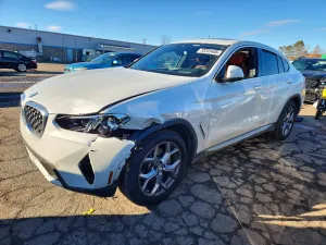 2022 BMW X4