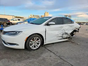 2016 CHRYSLER 200