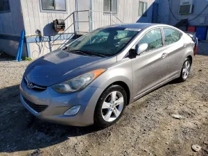 2012 HYUNDAI ELANTRA