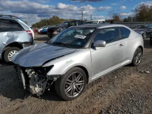 2011 TOYOTA SCION