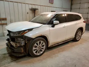 2020 TOYOTA HIGHLANDER