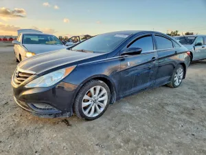 2011 HYUNDAI SONATA