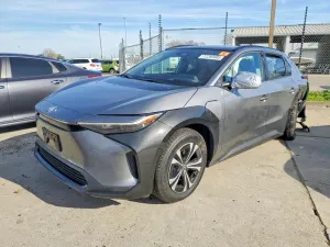 2025 TOYOTA BZ4X XLE