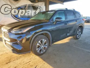 2022 TOYOTA HIGHLANDER