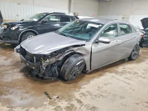 2022 HYUNDAI ELANTRA