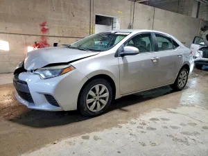 2015 TOYOTA COROLLA