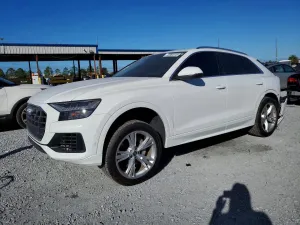 2023 AUDI Q8