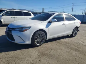 2016 TOYOTA CAMRY