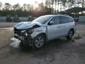 2017 NISSAN PATHFINDER