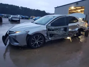 2020 TOYOTA CAMRY