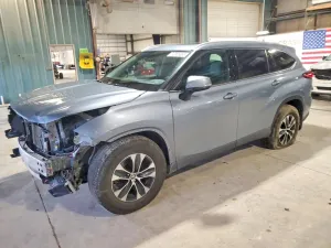 2022 TOYOTA HIGHLANDER