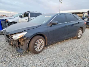 2017 TOYOTA CAMRY