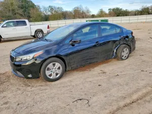 2017 KIA FORTE