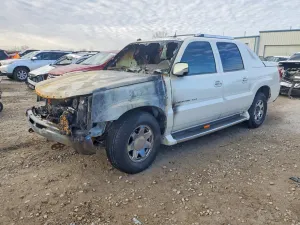 2004 CADILLAC ESCALADE