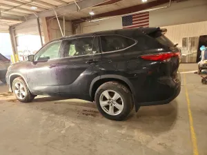 2022 TOYOTA HIGHLANDER