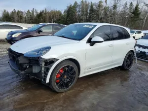 2016 PORSCHE CAYENNE